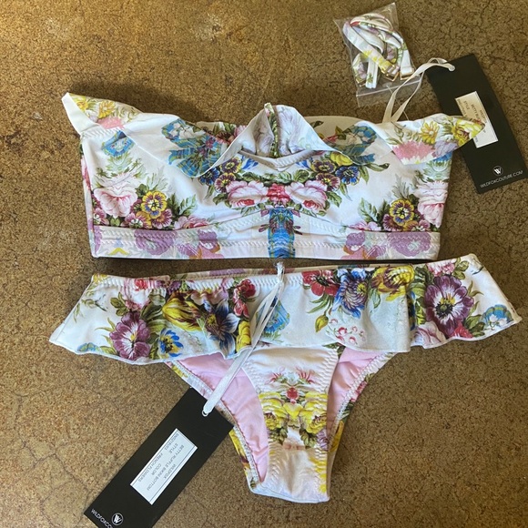 ❌SOLD❌NWT Wildfox Betty French Flowers Bikini Set - Picture 2 of 5